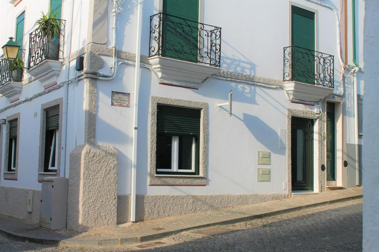 Vintagehouse Apartment Campo Maior Exterior photo